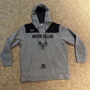 Boston College basketball hoodie - under armour - men’s XL